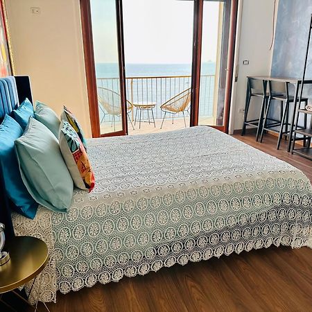 Hotel Blumare Arthouse Salerno Exterior foto