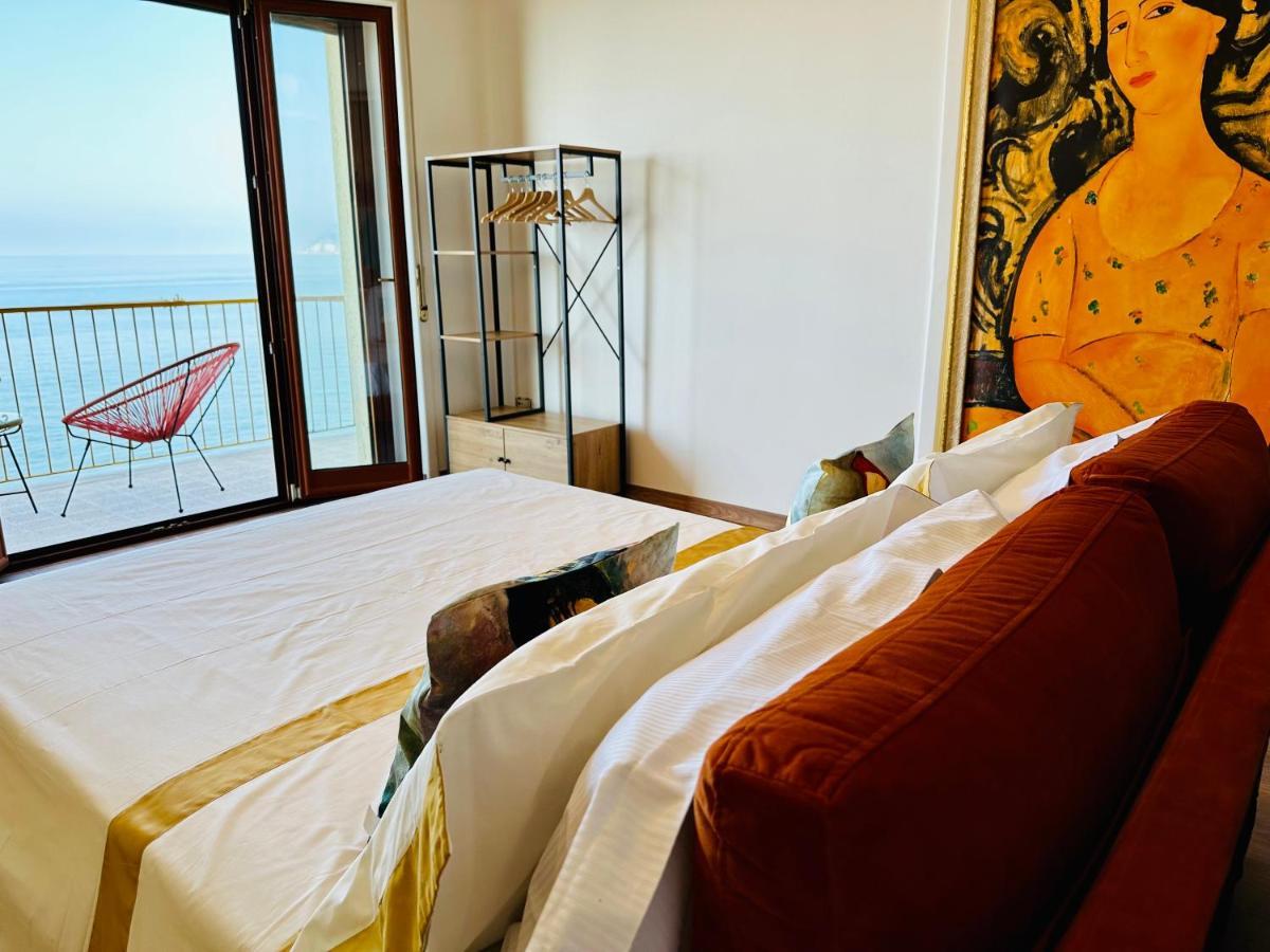 Hotel Blumare Arthouse Salerno Exterior foto